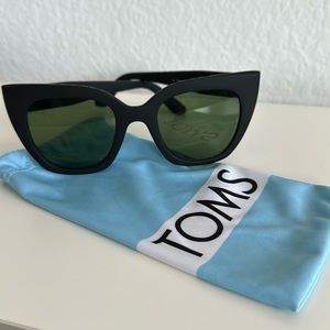 Tom’s Cat Eye Sydney Sunglasses